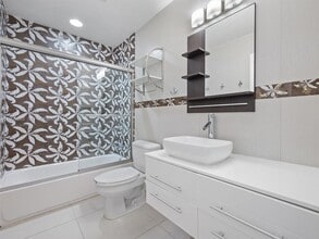 Building Photo - 19116 Fisher Island Dr