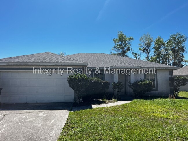 Photo - 3 Bed/ 2 Bath in Green Cove Springs House