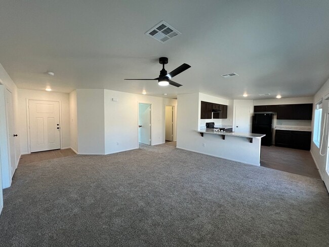 Building Photo - BRAND NEW 3 BEDROOM HOME!