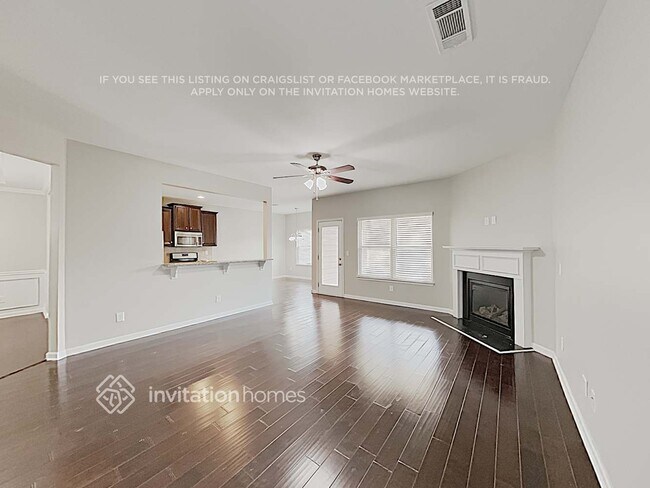 Building Photo - 805 Kite Way