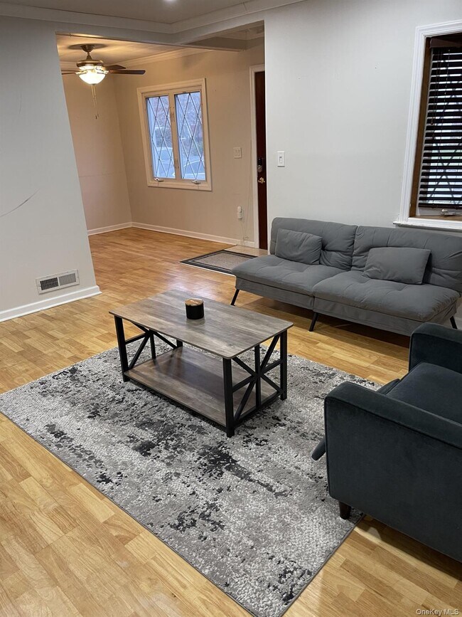 Building Photo - 278 Devonshire Dr