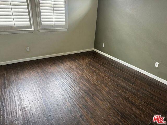 Foto del edificio - 11354 Santini Lane, Los Angeles, CA 91326 ...