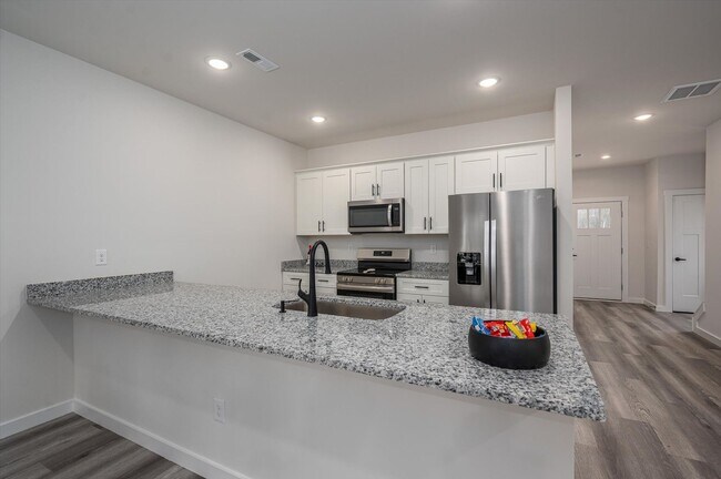 Foto del edificio - 900 Ac Little Dr