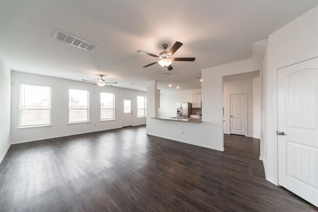 Building Photo - 26047 Steele Flower Dr