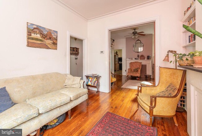 Building Photo - 866 N 30th St