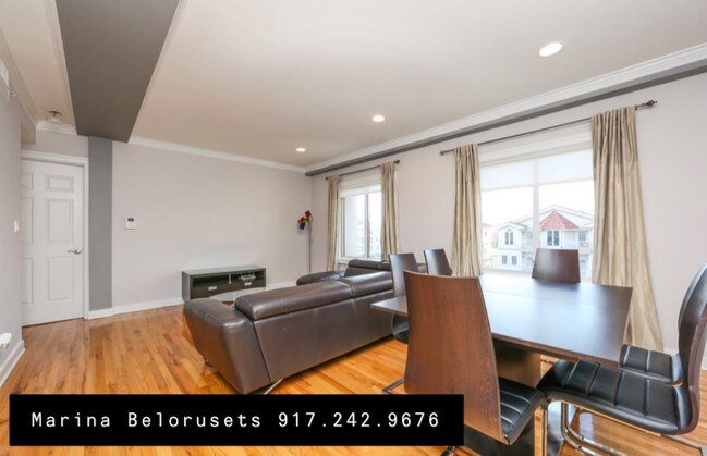Foto del edificio - 3165 Emmons Ave