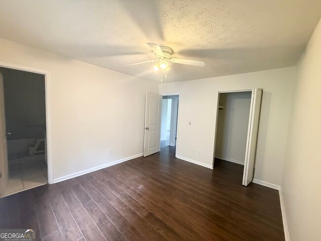 Building Photo - 6612 Branch Dr