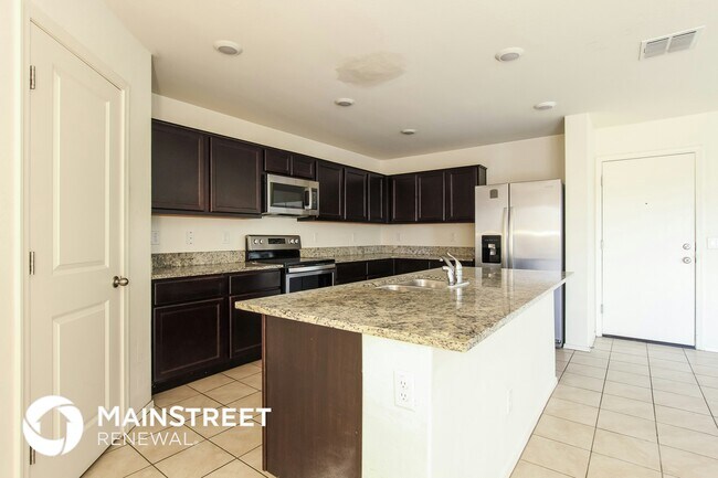 Foto del edificio - 25399 W Lincoln Ave