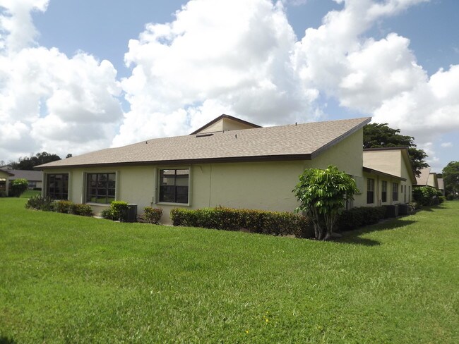 Building Photo - 5121  Nesting Way D Delray Beach FL 33484