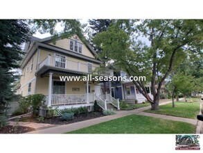 Building Photo - 114 E Espanola St