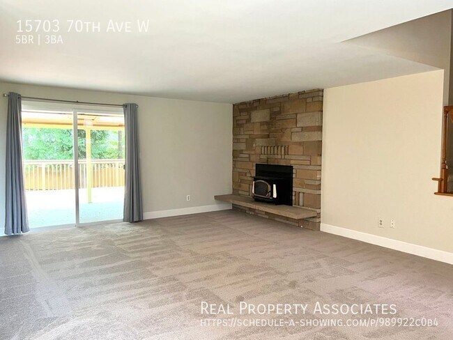 Building Photo - 15703 70th Ave W
