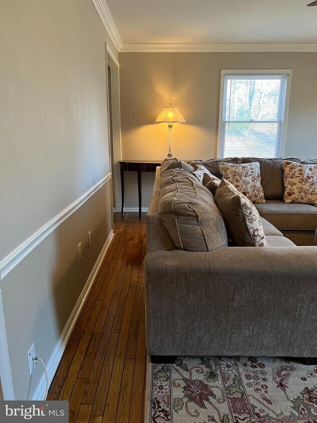 9028 Armendown Dr, Springfield, VA 22152 Townhome Rentals in