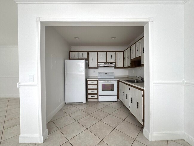 Foto del edificio - 80 Normandy Ln