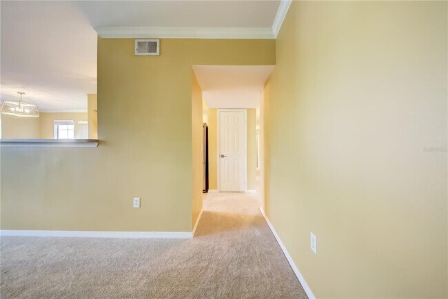 Building Photo - 1030 Villagio Cir
