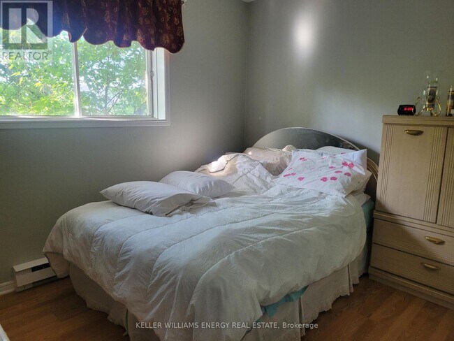 Photo du bâtiment - 576 Mary St E