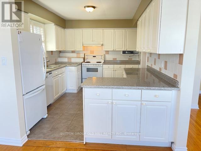 Building Photo - 37 Tapley Dr