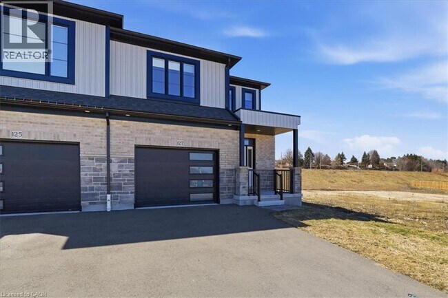 Photo du bâtiment - 127 Dunnigan Dr