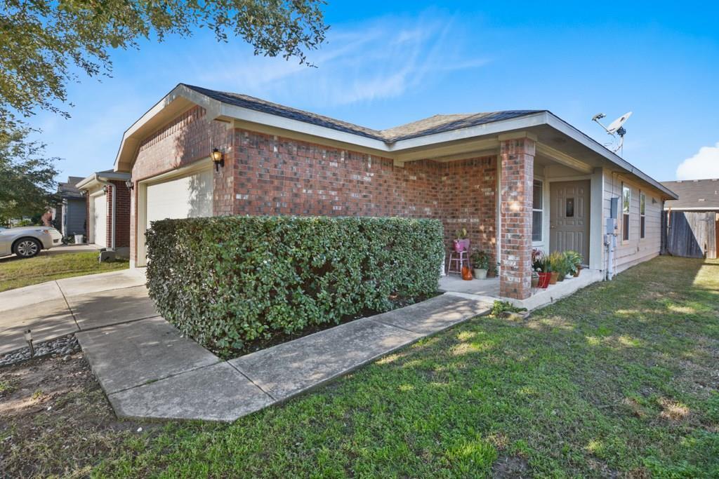 Primary Photo - 7608 Cayenne Ln