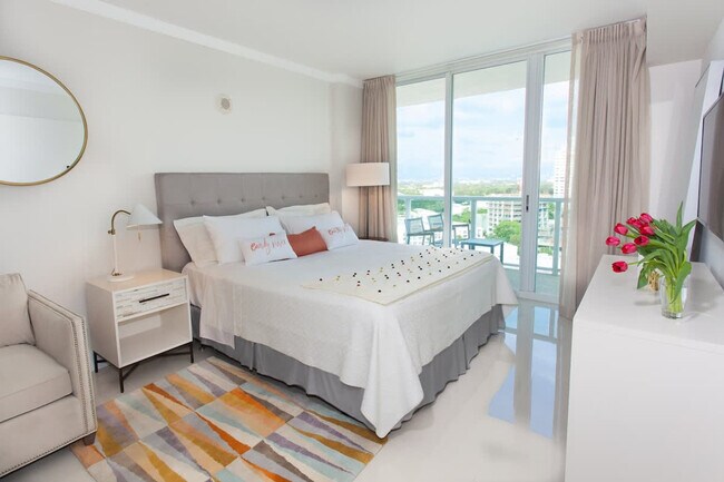 Foto del edificio - 2889 McFarlane Rd