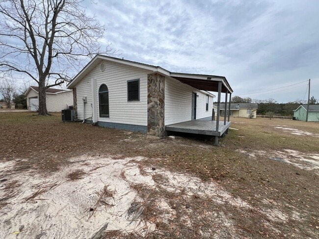 Building Photo - house