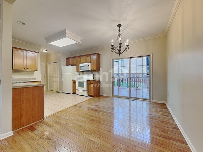 Foto del edificio - 1523 Bailey Park Ln