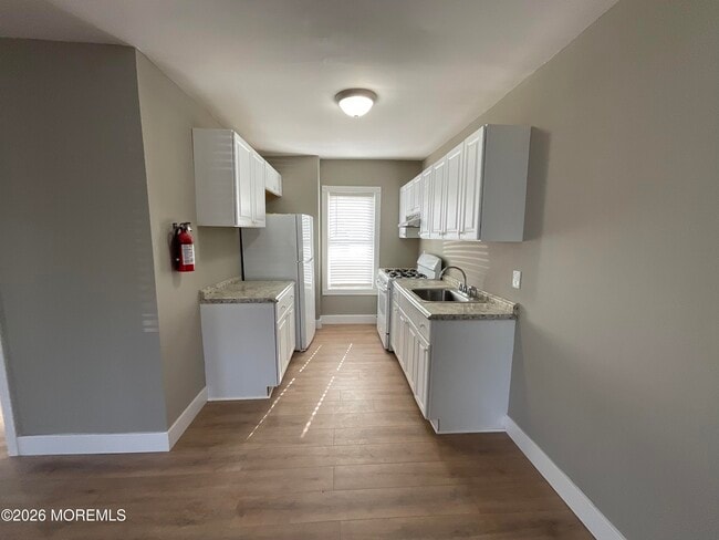 Foto del edificio - 1015 Mattison Ave