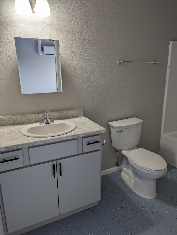 Foto del edificio - 651 S Union St