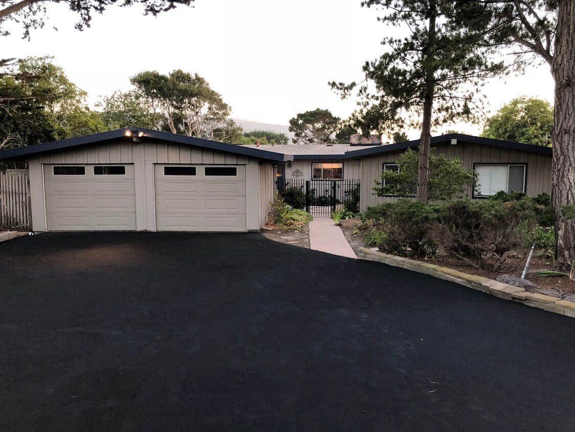 Foto principal - 3256 Martin Rd