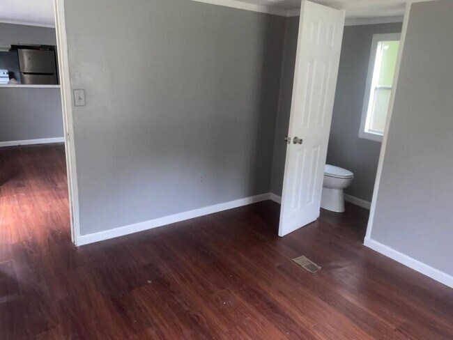 Foto del edificio - 2828 Redwing Ln