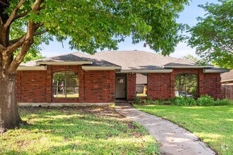 Building Photo - 931 Fiero Dr
