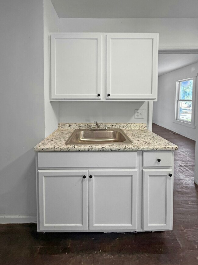 Foto del edificio - 433 E 156th St