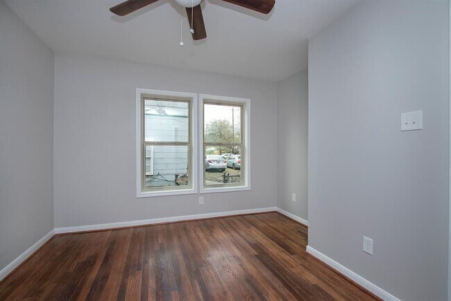 Building Photo - 3328 Blodgett St