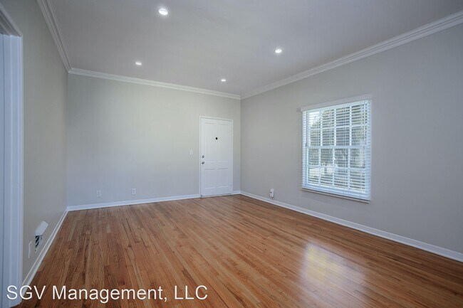 Building Photo - 664 Mira Monte Pl