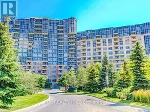Building Photo - 23 Cox Blvd