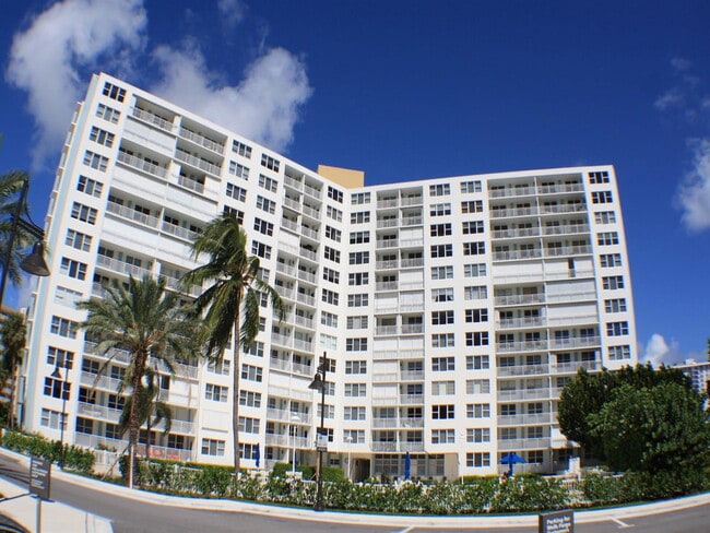 Building Photo - 201 N Ocean Blvd