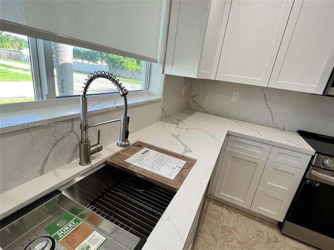 Foto del edificio - 27728 SW 132nd Ct