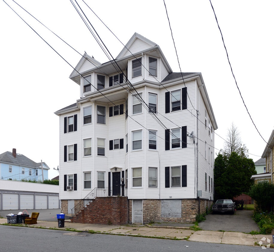 Building Photo - 275 Phillips Ave