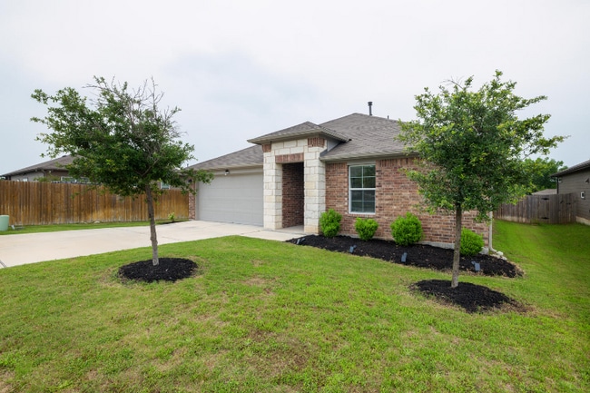 Building Photo - 13721 Dr