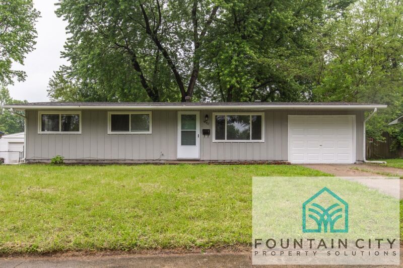 Foto principal - 18507 E 7th St N