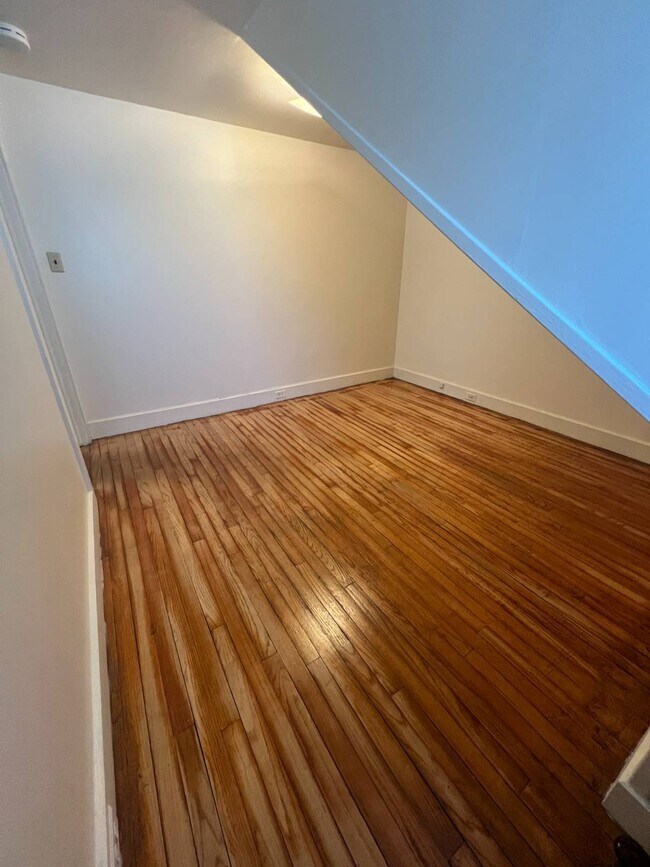 Foto del edificio - 107 Caroline St