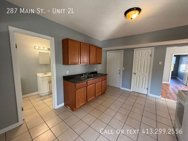 Photo - 287 Main St Apartment
