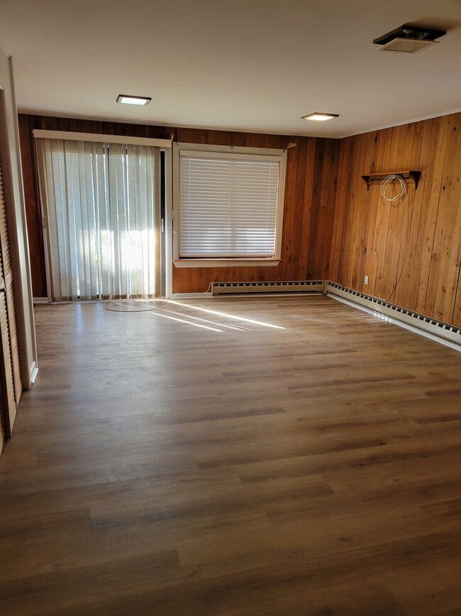 Building Photo - 11 Great Oak Ct