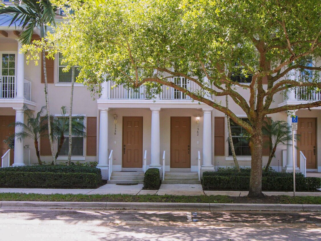 Foto principal - 1562 Grande Cull Way