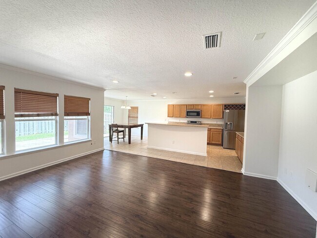 Building Photo - 436 Bostwick Cir