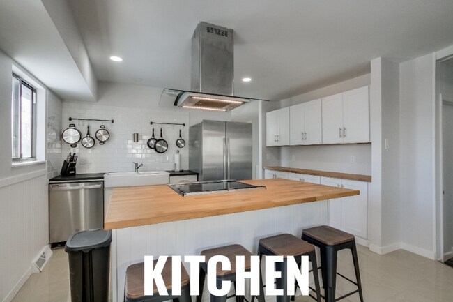 Foto del edificio - 13489 W Auburn Ave