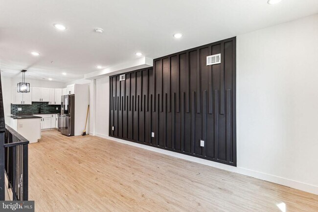 Foto del edificio - 2132 N Reese St