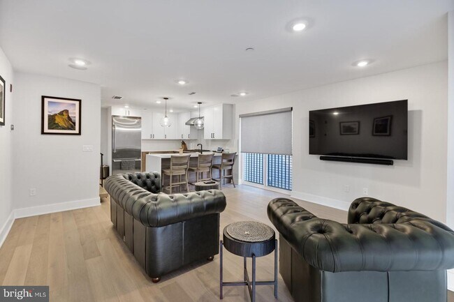 Foto del edificio - 750 N 19th St