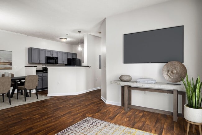 Building Photo - Highland Lakes Apartment Homes