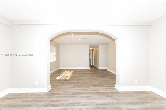 Building Photo - 108 N 13th St
