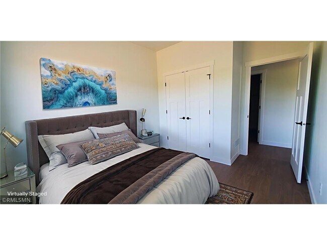 Foto del edificio - 1229-1231 Wisteria Ln